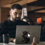 YD - Macbook | Mascarado